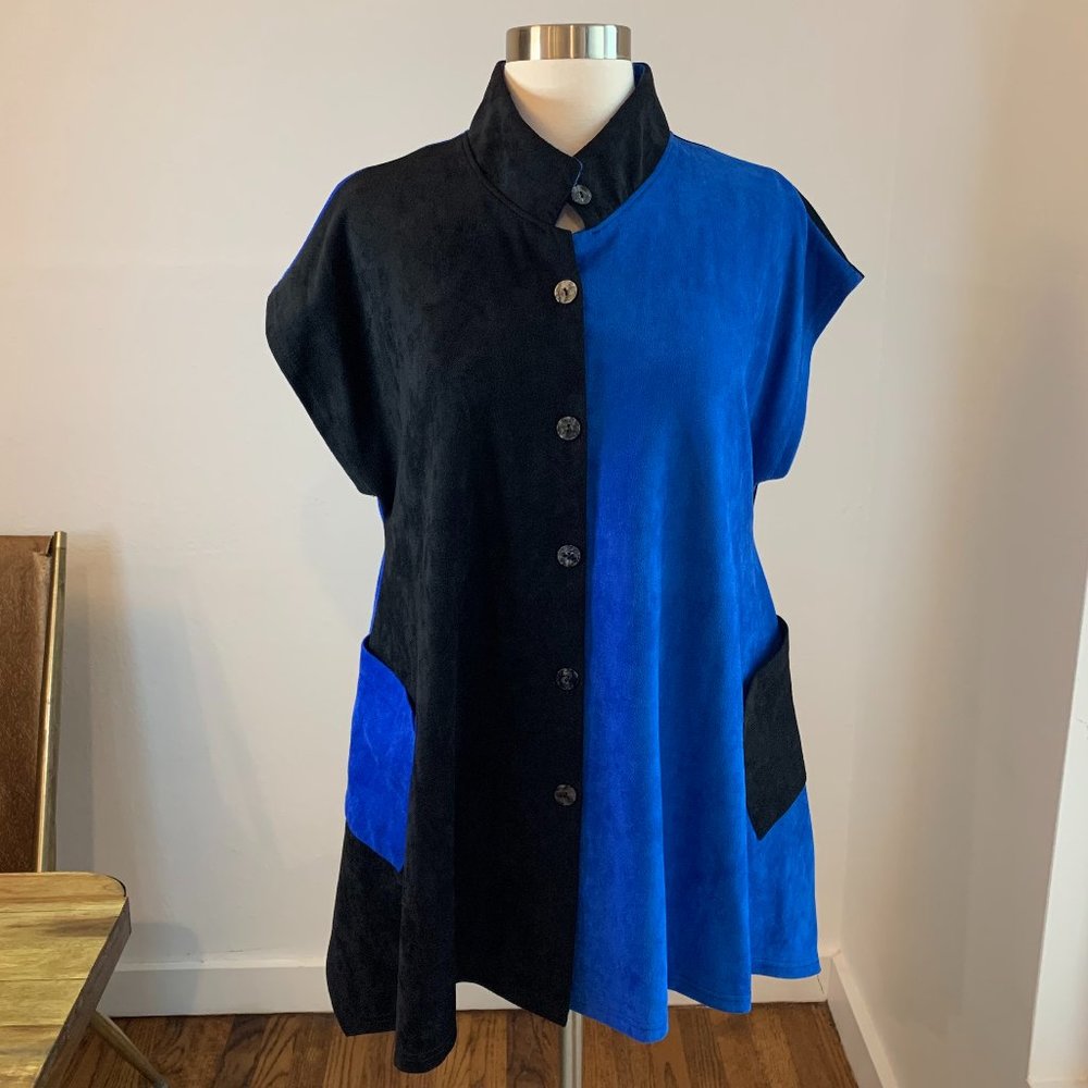 Damee Color Block Blue & Black Button Up Top, Sz … - image 1